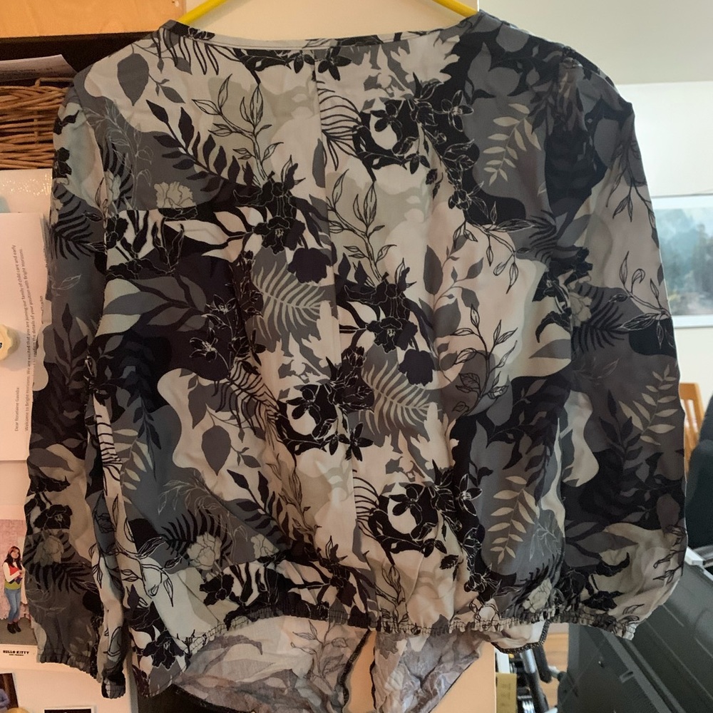 Women blouse